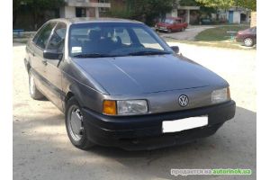 Volkswagen/Passat B3,1.8(1989 г.)