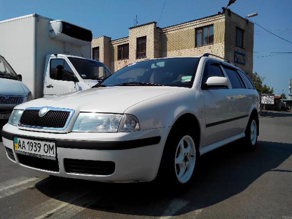 Skoda/Octavia Combi,1.6(2007 г.)