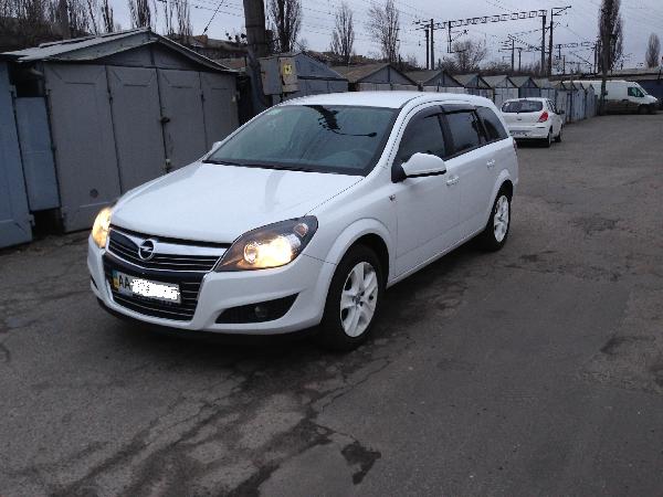 Opel/Astra H,1.4(2012 г.)