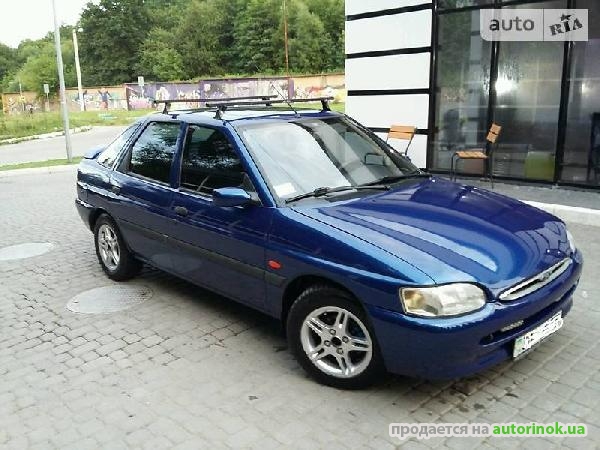 Ford/1614,1.8(1998 г.)